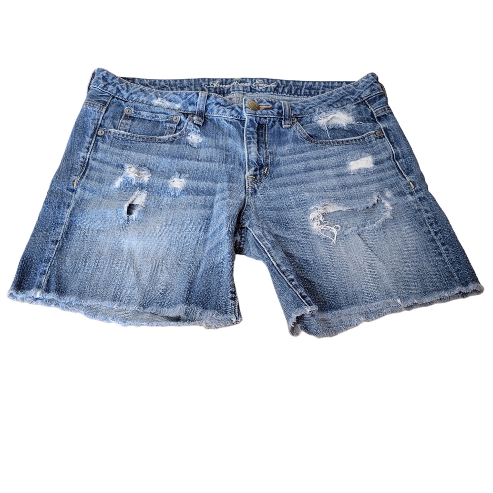 American Eagle Denim Jean Shorts Women's Size 8 Midi Med Wash Ripped Cut-off